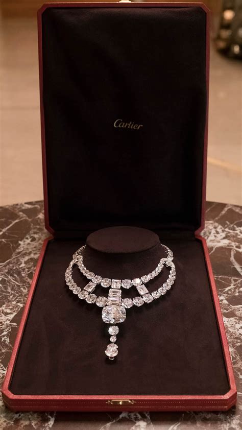 cartier necklace replica